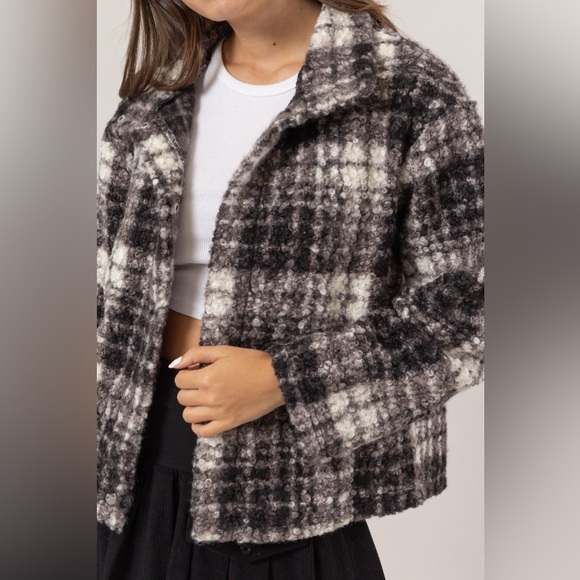 NWT HYFVE Black 90s Plaid Textured Cropped Boucle Jacket Coat - Picture 3 of 6